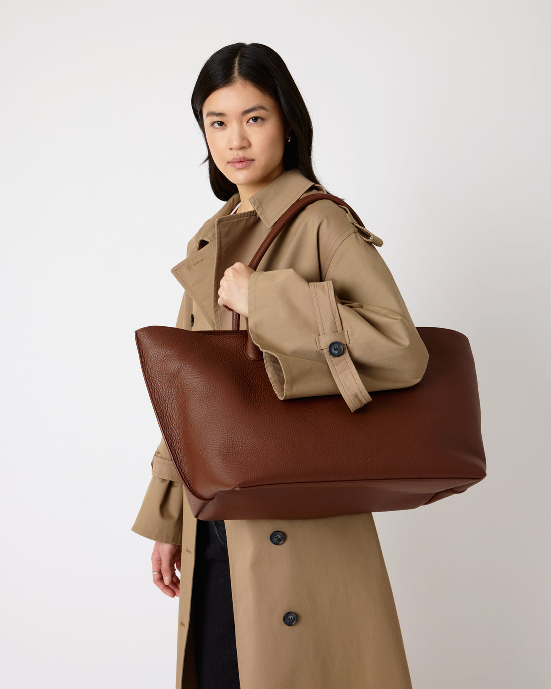 The Eva Weekend Tote